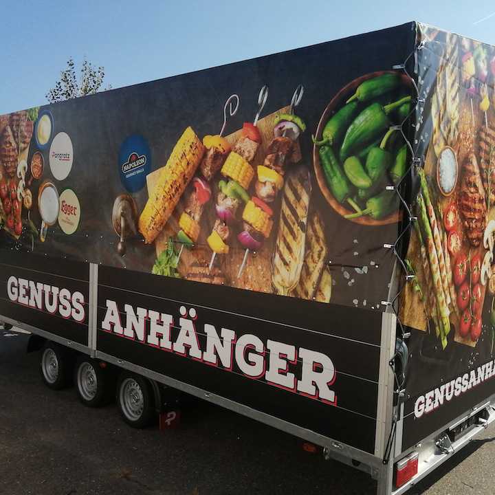 LKW Plane mit Grillmotiv. Anhängerplane für Fahrzeuge mit Planenverkleidung.